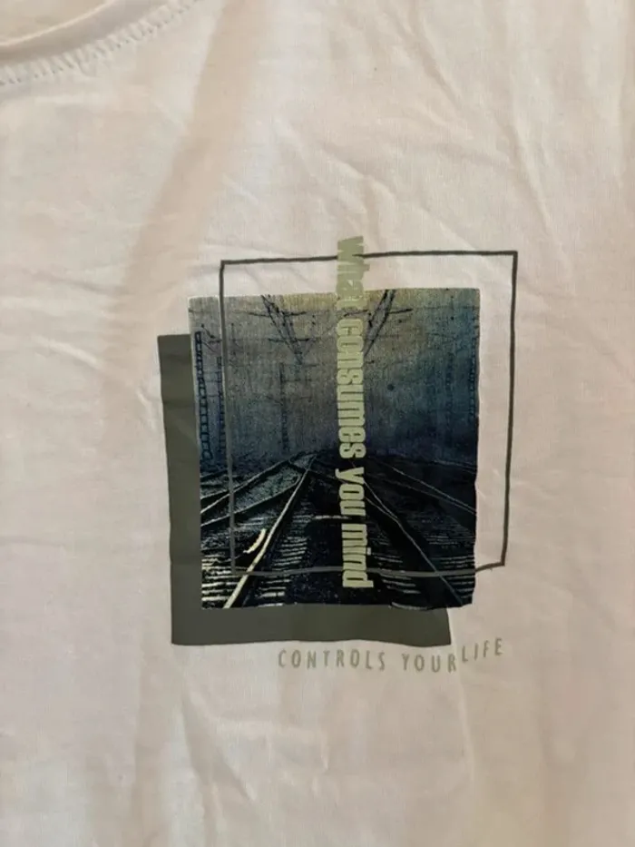 T-shirt écru imprimé Livergy t.L parfait état - photo numéro 3