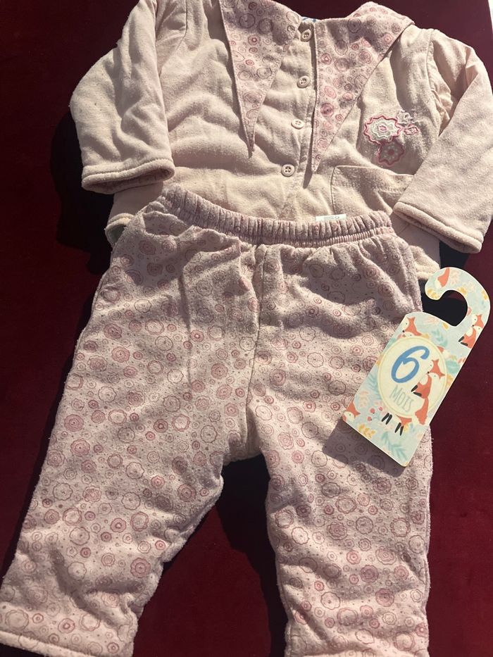 Ensemble gilet pantalon 6 mois