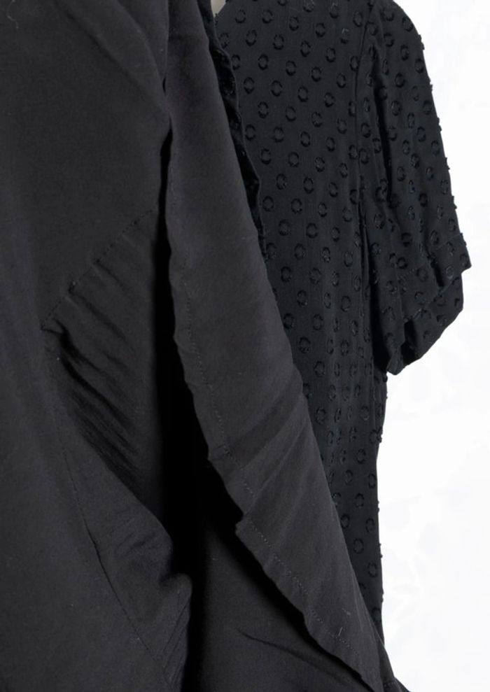 Robe noire fluide style charleston Sézane Taille 36 - photo numéro 7