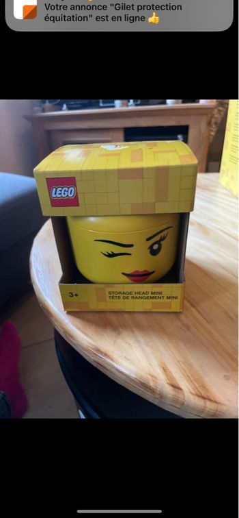 Boîte LEGO
