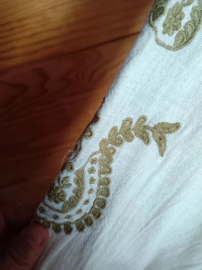 Robe bohème Zara broderies kaki et beige crème taille m - photo numéro 3