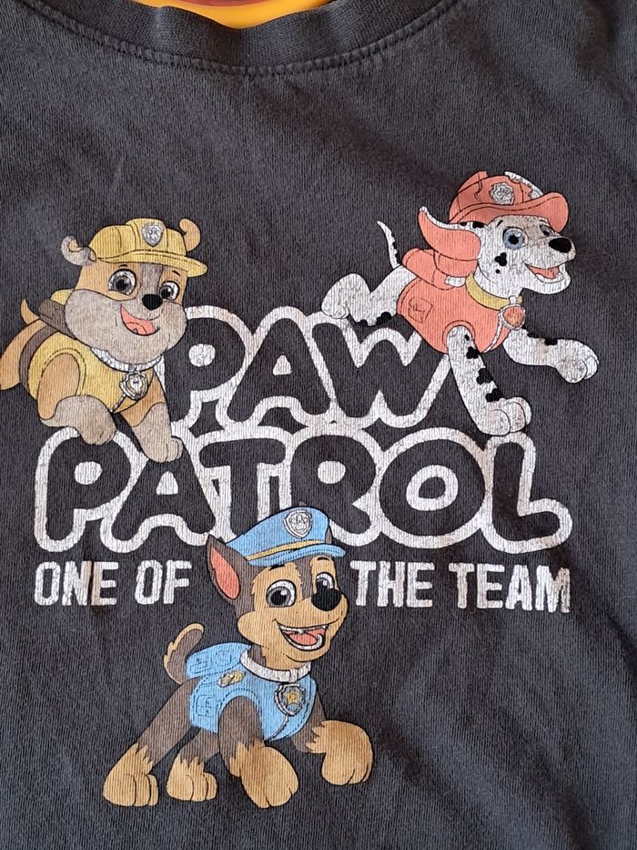 Tee-shirt 4 ans. 98/107 - photo numéro 2