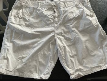 Short chino taille 64