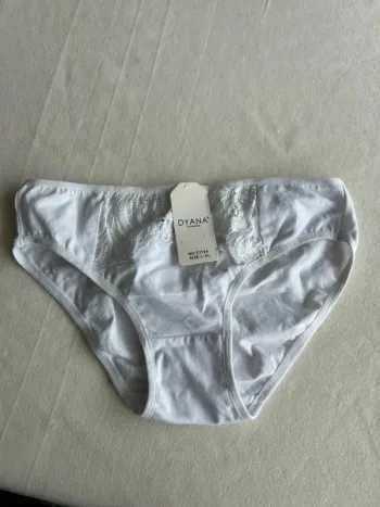Culotte blanche