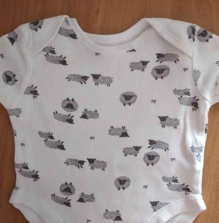 Bodie manches courtes 3 mois garçon - photo numéro 2