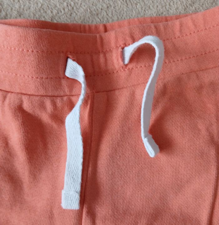 Short orange saumon kiabi 4ans - photo numéro 3