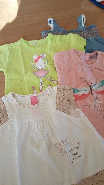 Lot 4 tee shirts 6 mois fille