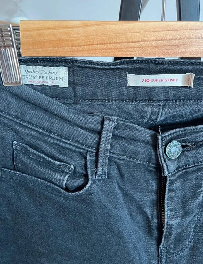 Jean skinny noir 710 Levi’s - photo numéro 2