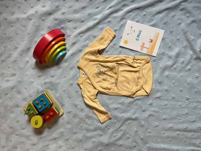 body manche longues jaune ouverture devant absorba 1 mois