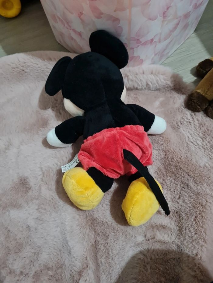 Mickey 40 cm environ très peu servie - photo numéro 3