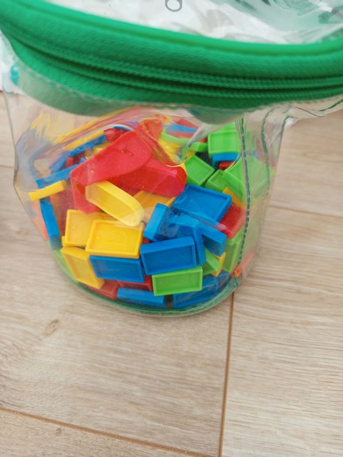 Domino express
