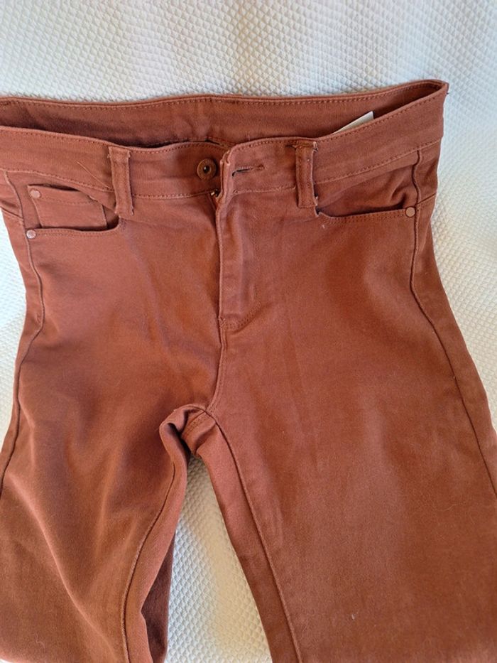 Pantalon femme taille 36 couleur marron/Rouille - photo numéro 2