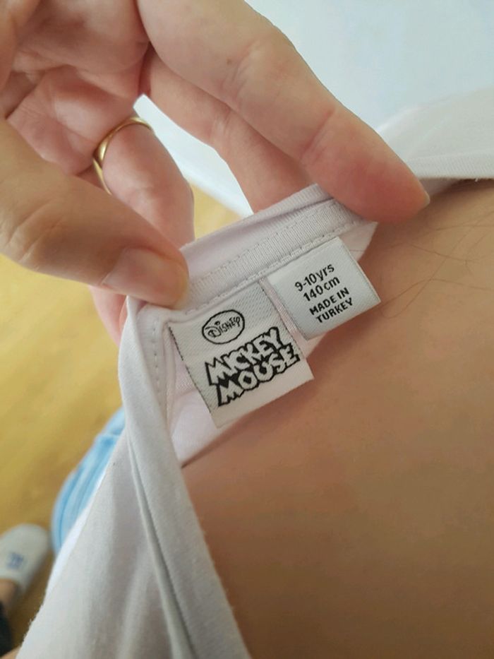 Tee shirt Mickey Mouse 9-10 ans - photo numéro 5