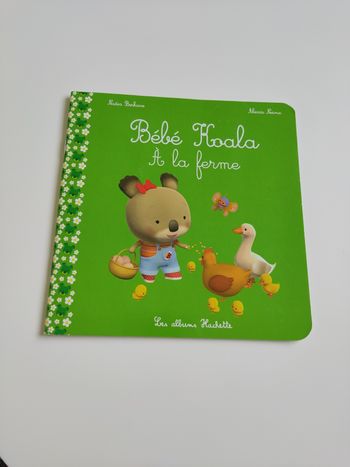 Bébé koala à la ferme 