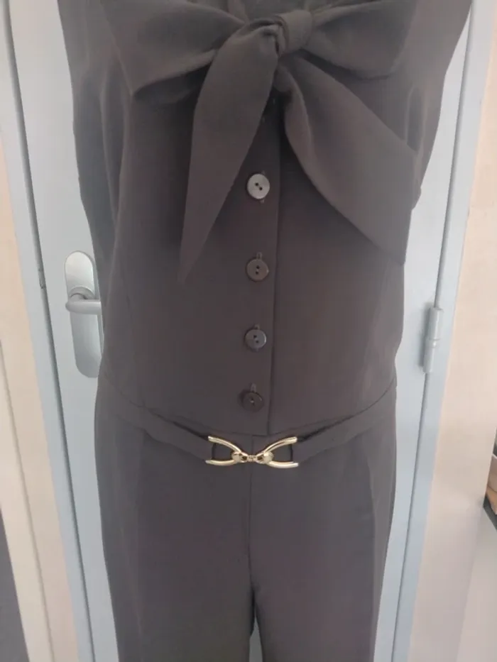 Combinaison Maison 123 marron chic + ceinture dorée – taille L - photo numéro 4