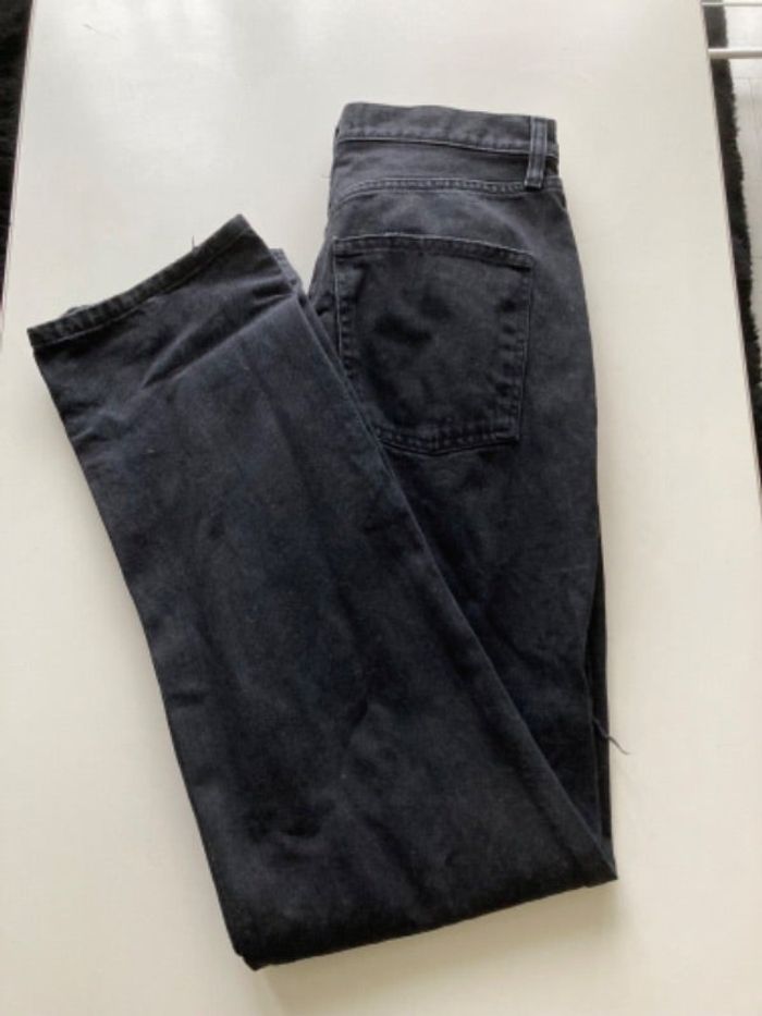 Jean mom boyfriend troué Zara taille 38/M