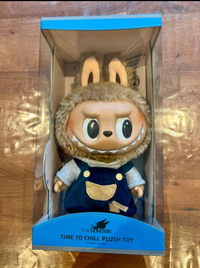 Labubu The Monsters Time to Chill-Vinyl Plush Doll - photo numéro 2