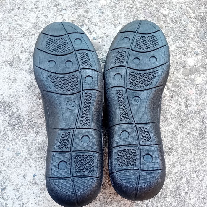 Chaussures 40 - photo numéro 4