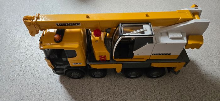 Camion grue bruder - photo numéro 3