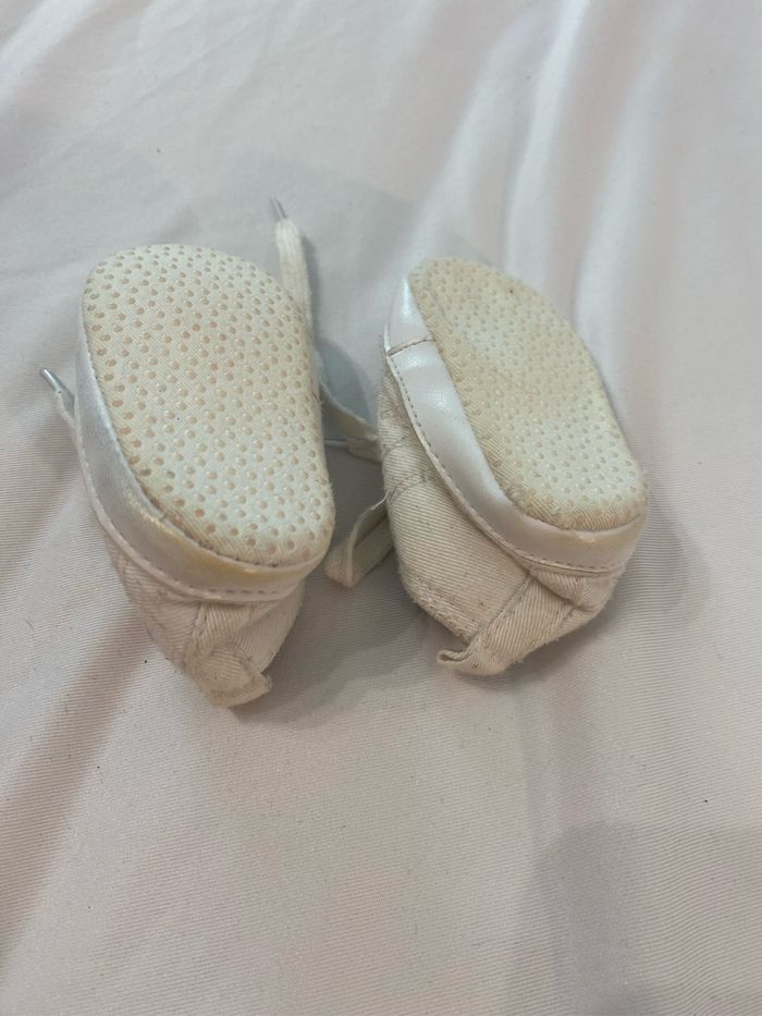 Chaussures bébé 17 - photo numéro 2