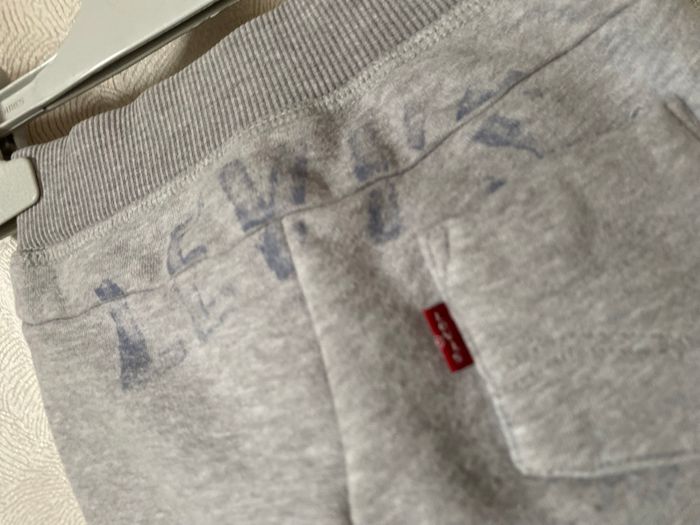 Pantalon jogging Levis 3 mois - photo numéro 2