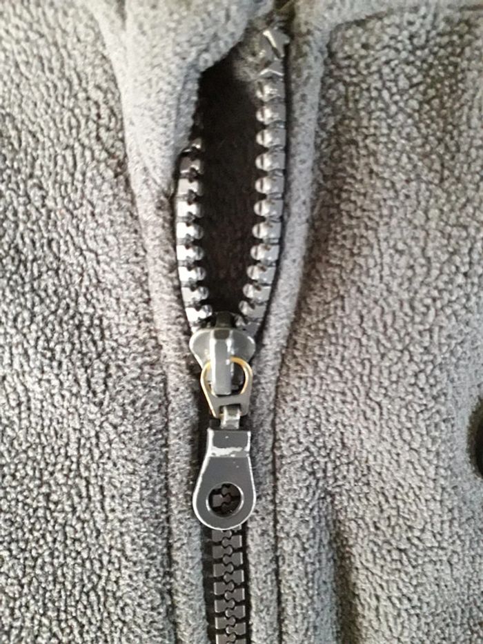 Gilet polaire gris foncé t 12 ans - photo numéro 13
