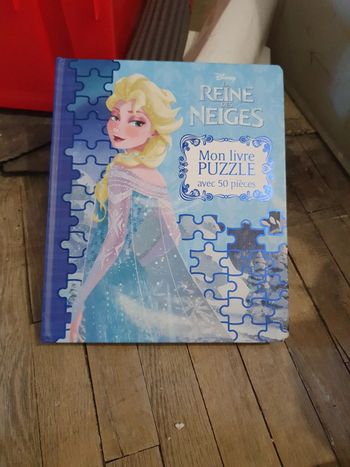 Livre puzzle la reine des neiges