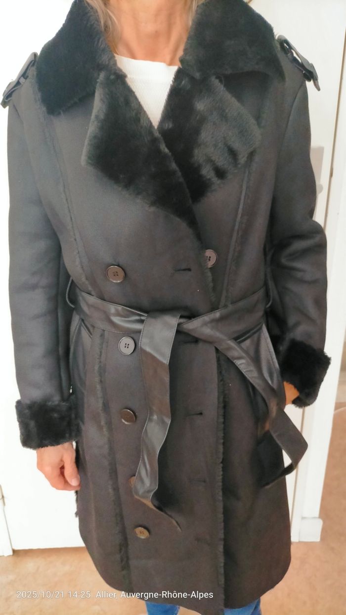Manteau noir - photo numéro 2