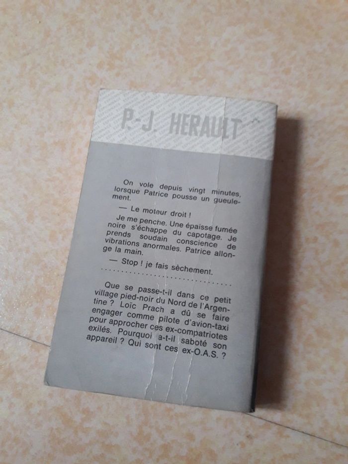 Roman d'espionnage-  Stratégie Détonateur - photo numéro 3
