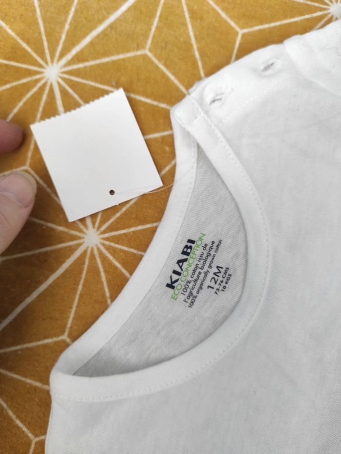 Tee shirt  neuf grand cœur - photo numéro 3