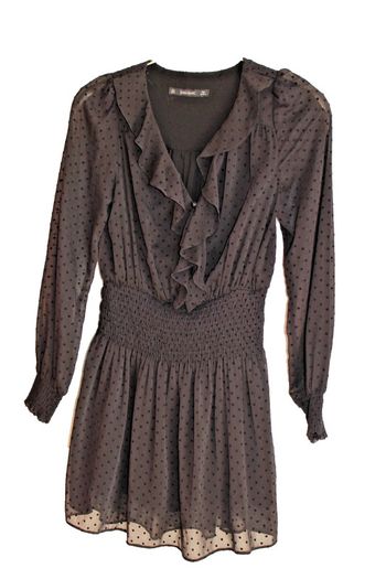 robe courte en voile doublée  marque zara taille indiquée S = 36/38