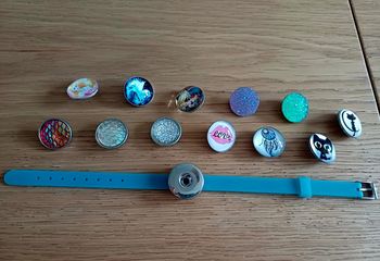 Bracelet avec son lots de 12 clips