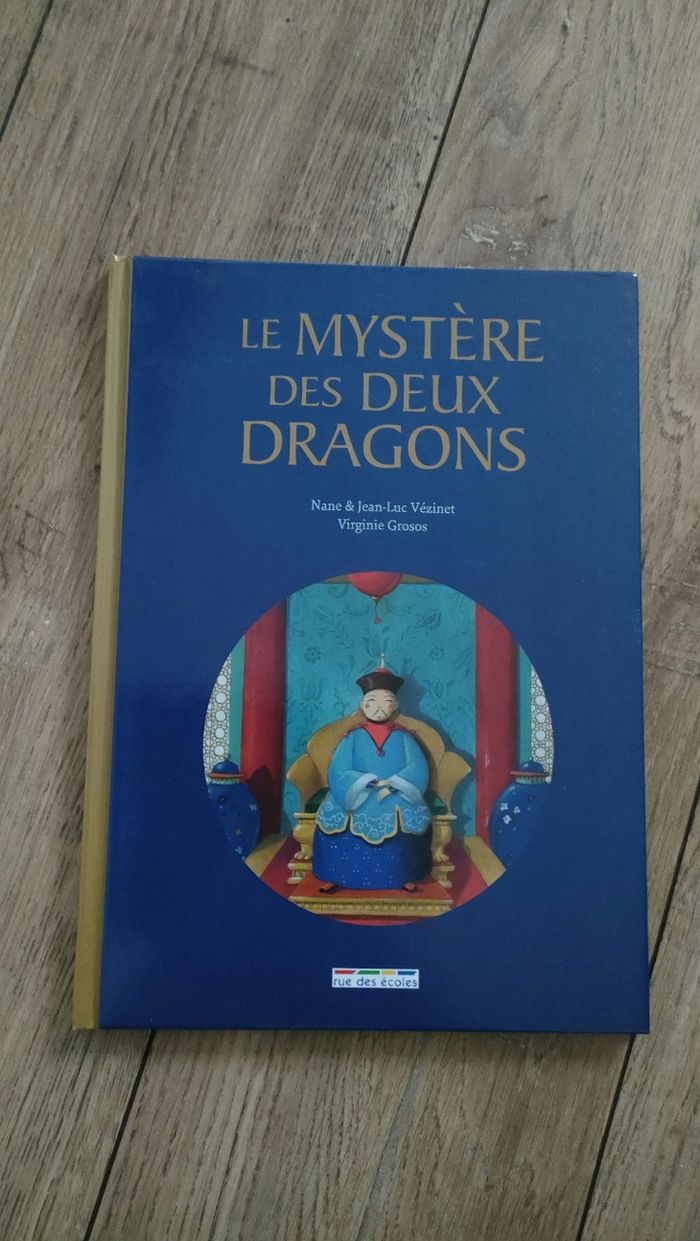 Livre le mystère des deux dragons