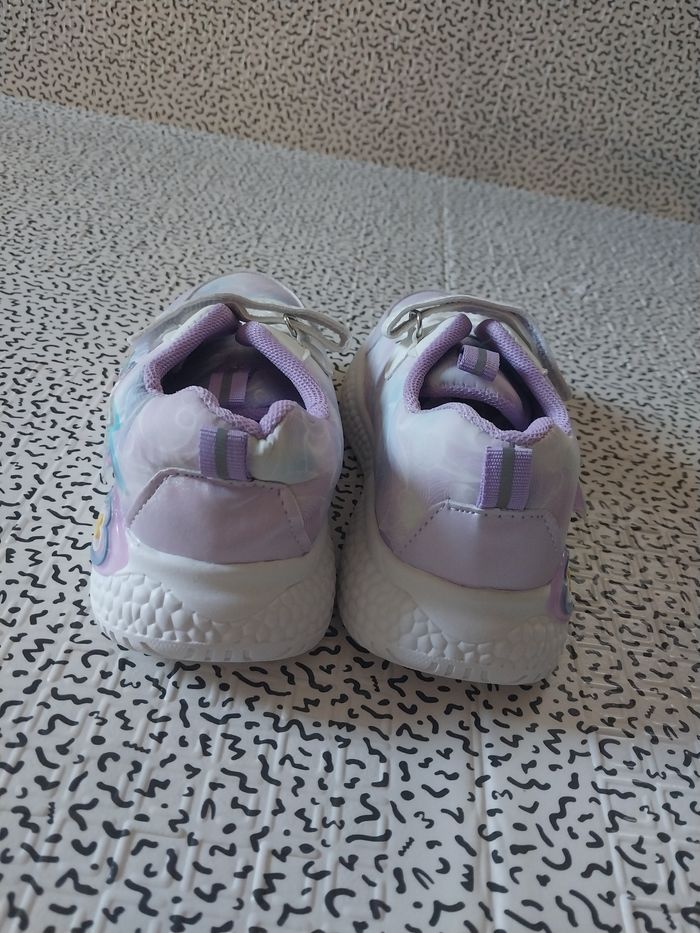 baskets fille frozen elsa lumineuses pointure 31 neuves - photo numéro 5