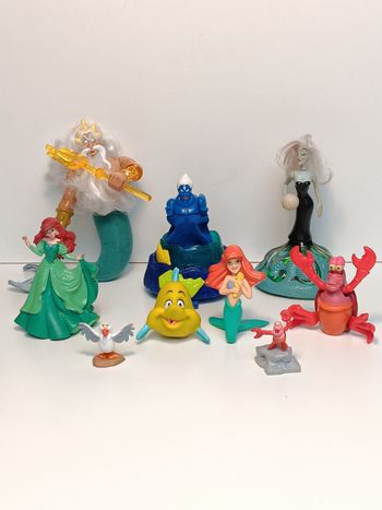 Lot figurines vintage Disney Ariel la petite sirene
Taille 15cm pour la plus grande