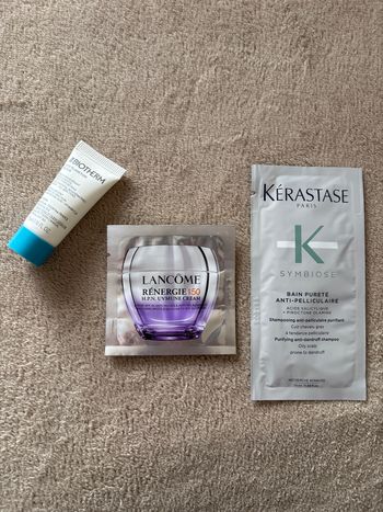 Lot d’échantillons cosmétiques 