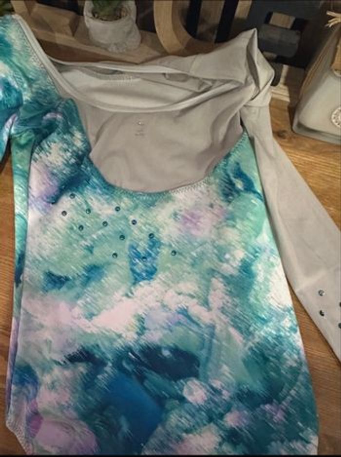 Justecorps fille  10 ans - photo numéro 2