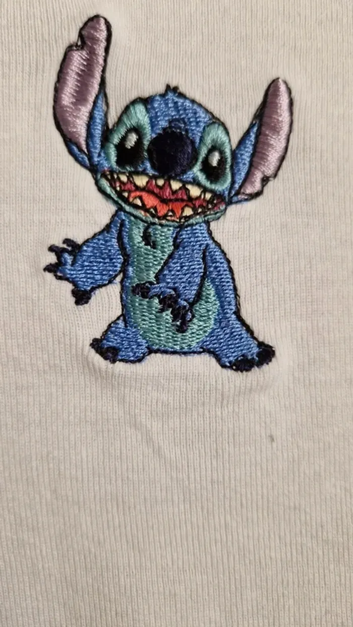 T-shirt stitch / Stich - photo numéro 3