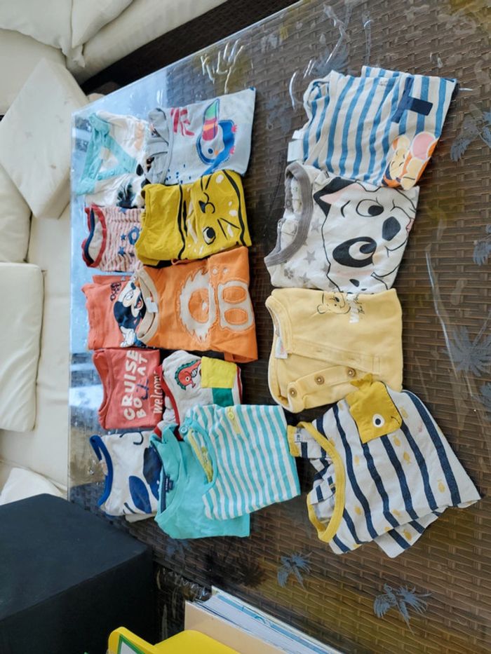 Lot 11 T-shirts 2 ans 86 cm