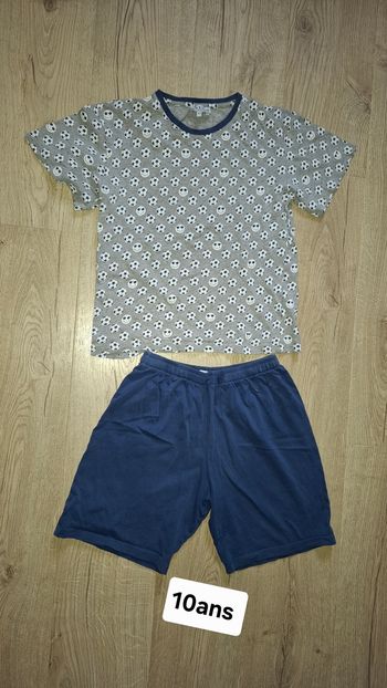 Pyjama 10ans TBE