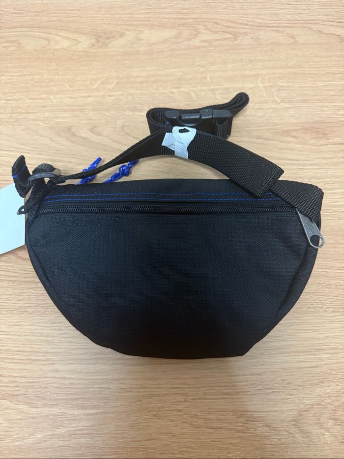 Sac banane eastpak neuf - photo numéro 6