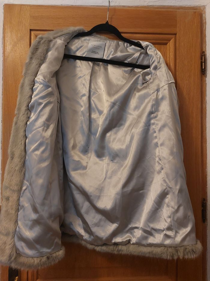 Manteau fausse fourrure - photo numéro 3