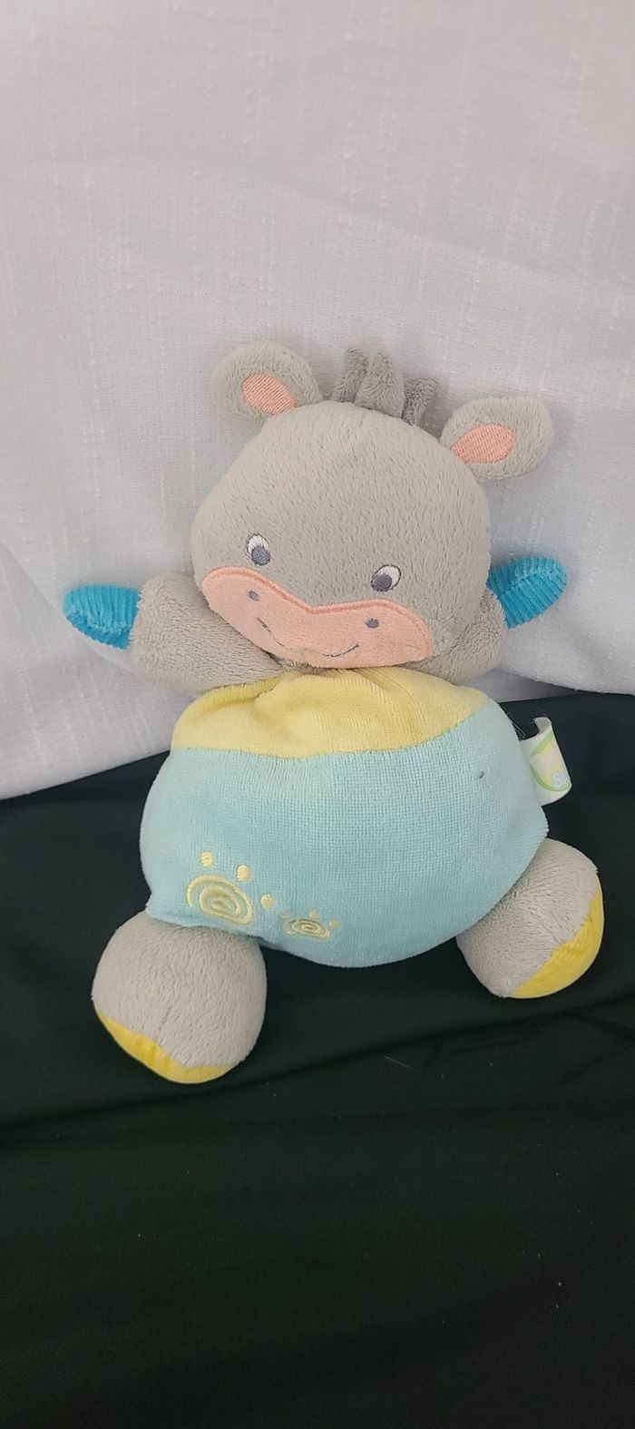 BABY SMILE DOUDOU GIRAFE GRIS JAUNE BLEU HOCHET - photo numéro 6