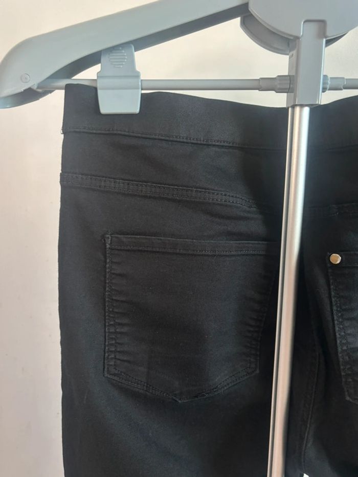 Jeans noir H&M taille 38 coupe slim - photo numéro 10