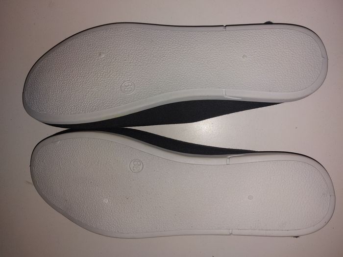 chaussons rythmique noir et blanc 39 - photo numéro 2