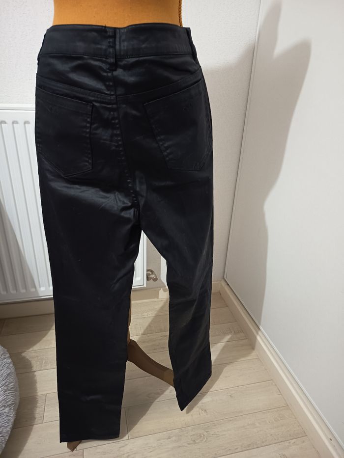 Pantalon - photo numéro 2