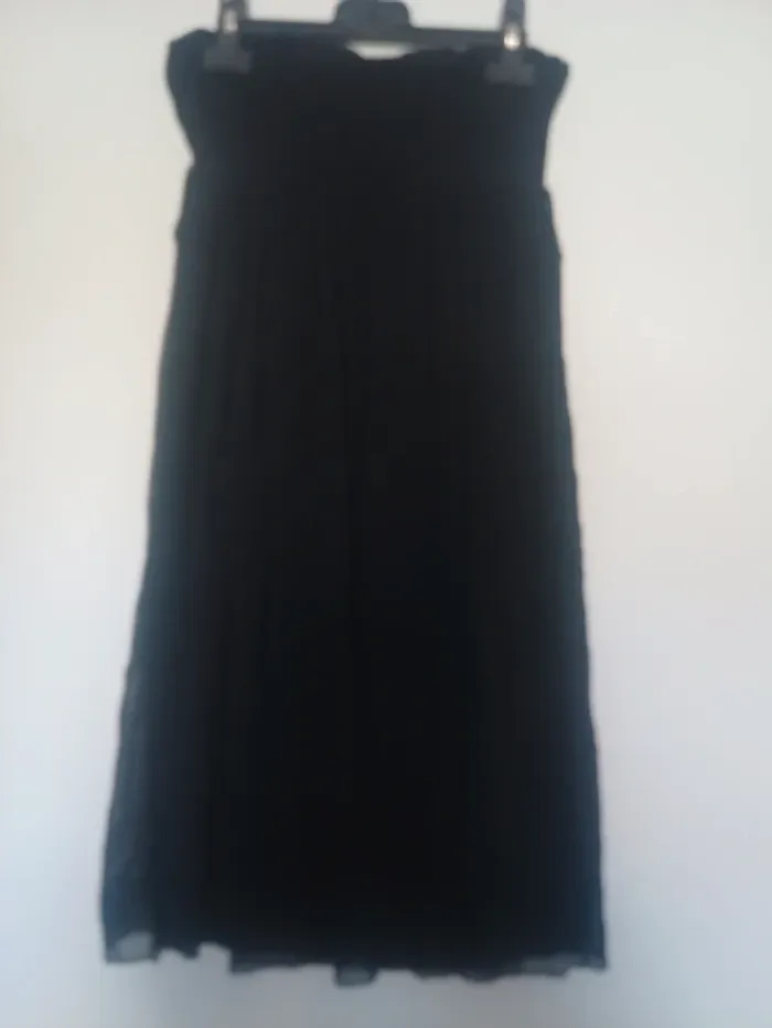 Robe noire - photo numéro 2