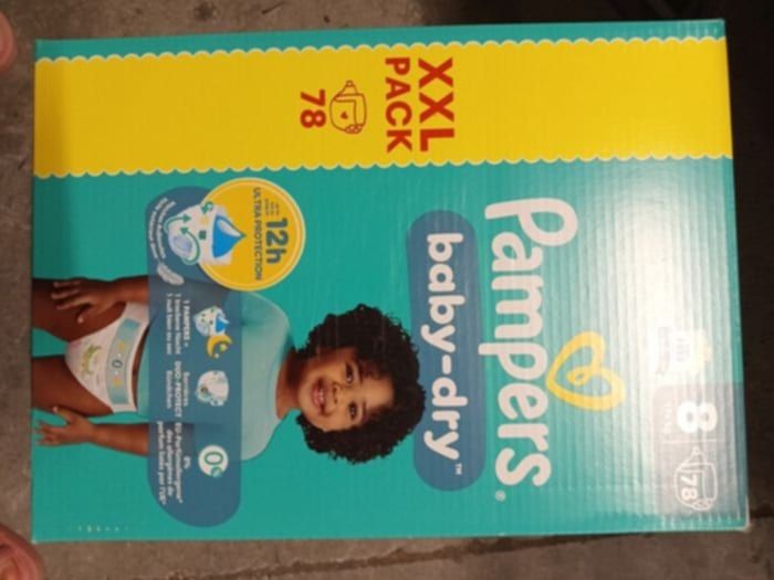 Boîte de couche pampers taille 8 a 22€