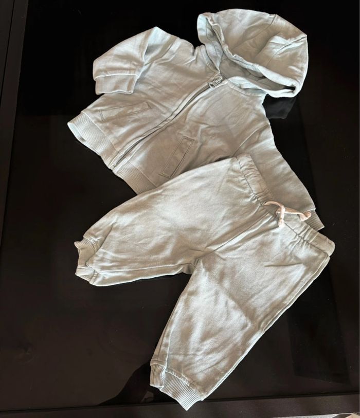 Ensemble veste & jogging / Taille 6 mois