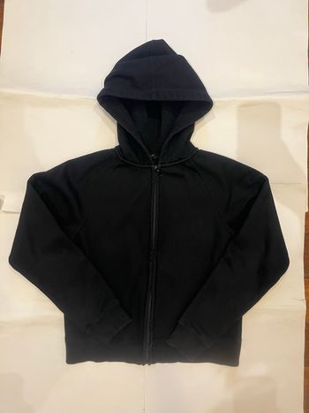 Sweat à capuche noir fourré avec poches uniqlo taille XS/34